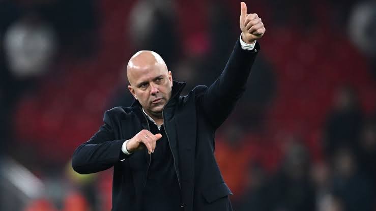 "อาร์เน่อ" กุนซือลิเวอร์พูล ยกย่อง "อลีสซง" ผู้รักษาประตูที่ดีที่สุดในโลก