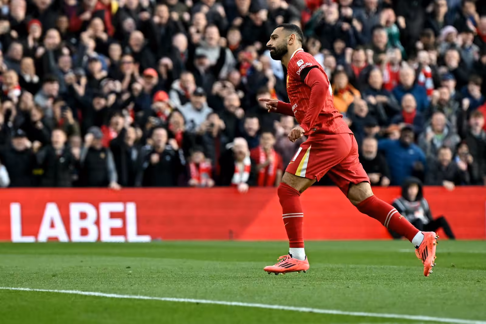 "คาร์ราเกอร์-อองรี" มั่นใจ ซาล่าห์ กำลังพัฒนาก้าวสู่แข้งแอสซิสต์