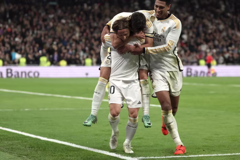 เรอัล มาดริด ลิสต์รายชื่อแข้งคว้าเป็นตัวแทน ลูก้า โมดริช เรอัล มาดริด ลิสต์รายชื่อแข้งคว้าเป็นตัวแทน ลูก้า โมดริช