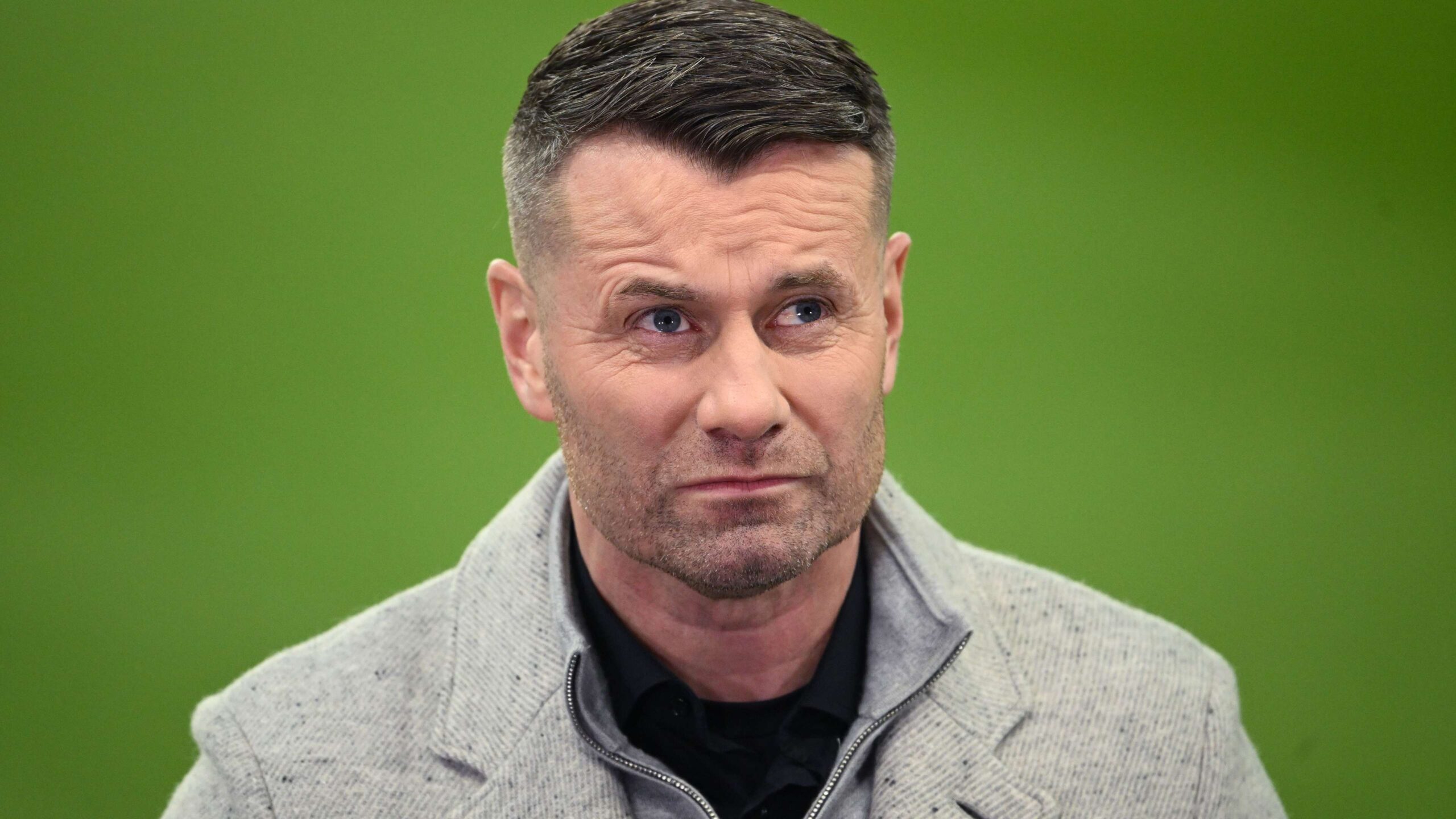 Shay Given ใช้คำพูดไม่เหมาะสมเปรียบเทียบช่วงคุมทีม Celtic ของ Wilfried Nancy เป็น "Holocaust" ก่อนที่พิธีกรจะออกมาขอโทษ