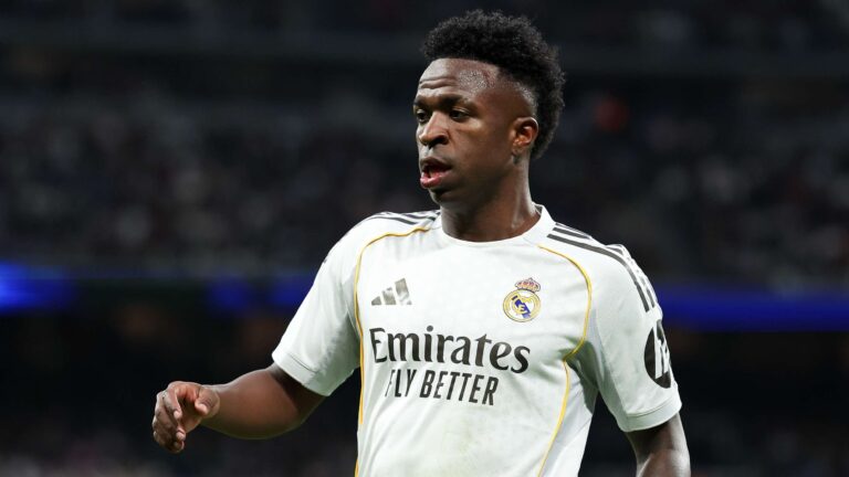 จุดเปลี่ยนของ Real Madrid หรือไม่? Vinicius Jr เชื่อความสำเร็จใน Spanish Super Cup จะพลิกโฉมฤดูกาล พร้อมตั้งเป้าดวล Barcelona ในรอบชิง