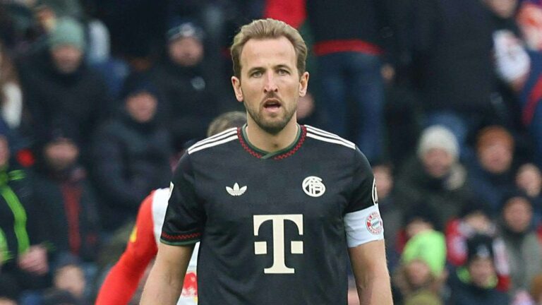 Harry Kane ได้รับคำเตือนจาก Dwight Yorke ให้ระวังการย้ายไป Barcelona เพราะ La Liga ยากกว่าบุนเดสลีกา