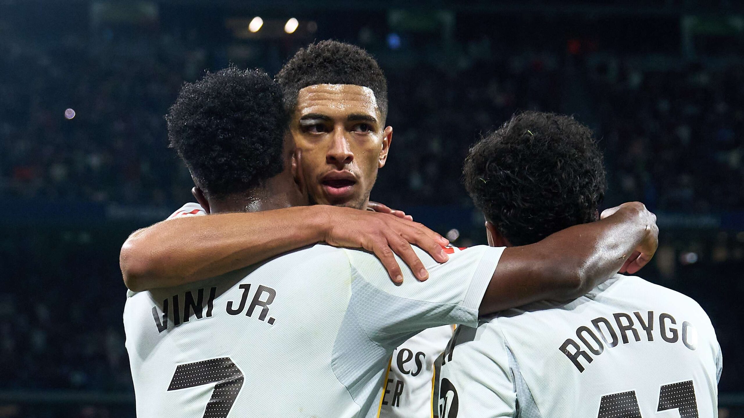 Jude Bellingham รับรู้ดีว่าจะโดนวิจารณ์หนักหลังฟอร์มแย่กับ Real Madrid พร้อมย้ำ Xabi Alonso และ Thomas Tuchel ต้อง "ปกป้อง" กองกลางทีมชาติอังกฤษ