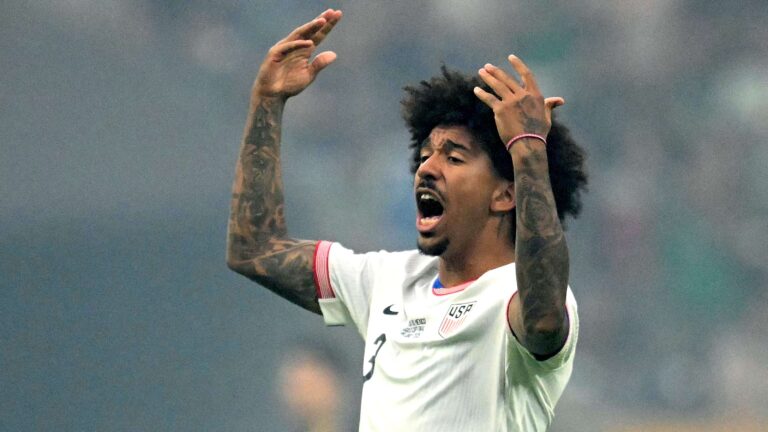 Chris Richards คว้ารางวัล U.S. Soccer Male Player of the Year หลังผลงานเด่นในปี 2025
