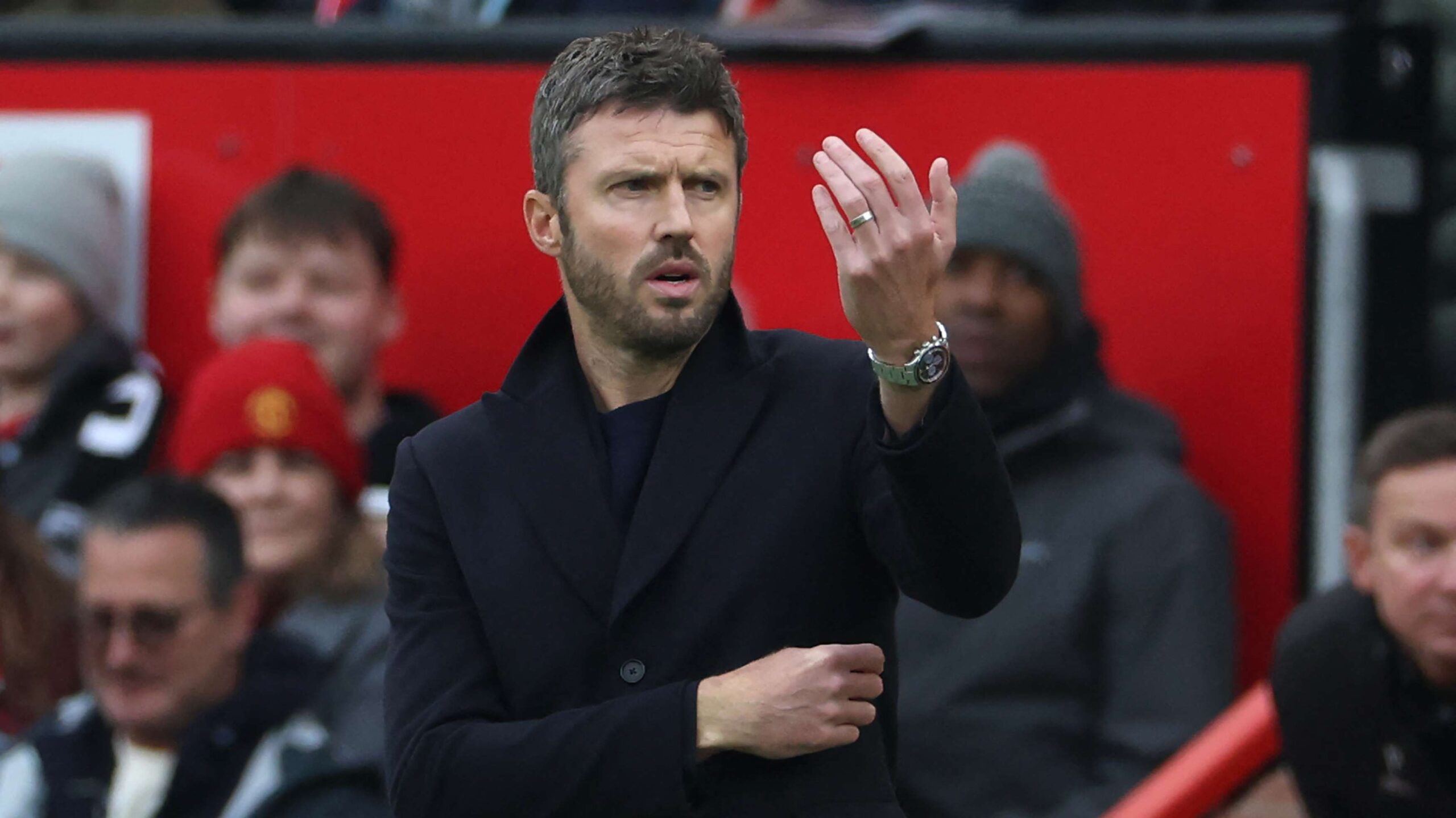 Jamie Carragher ปฏิเสธ Michael Carrick สำหรับตำแหน่งกุนซือ Manchester United แบบถาวร หลังผลงานเดอร์บี้