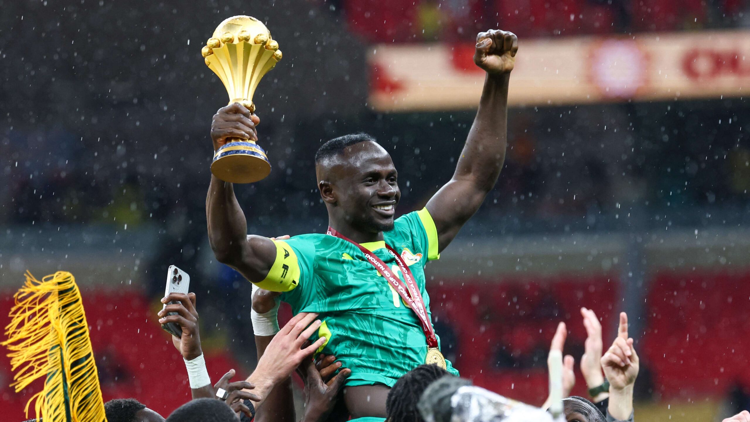 มาเน่ ได้รับการต้อนรับอย่างฮีโร่กลับสู่ อัล-นาสร์ หลังคว้าแชมป์ AFCON