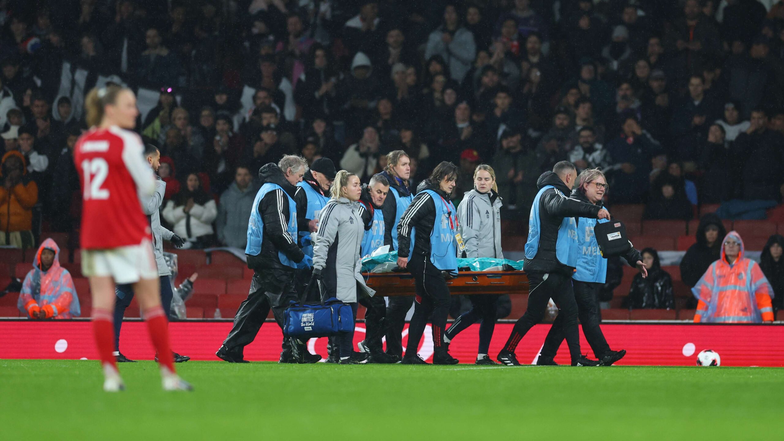 แอนเนเก บอร์เบ ผู้รักษาประตูอาร์เซนอล บาดเจ็บหามส่งในรอบชิง Women’s Champions Cup ที่ชนะคอรินเทียนส์ 3-2