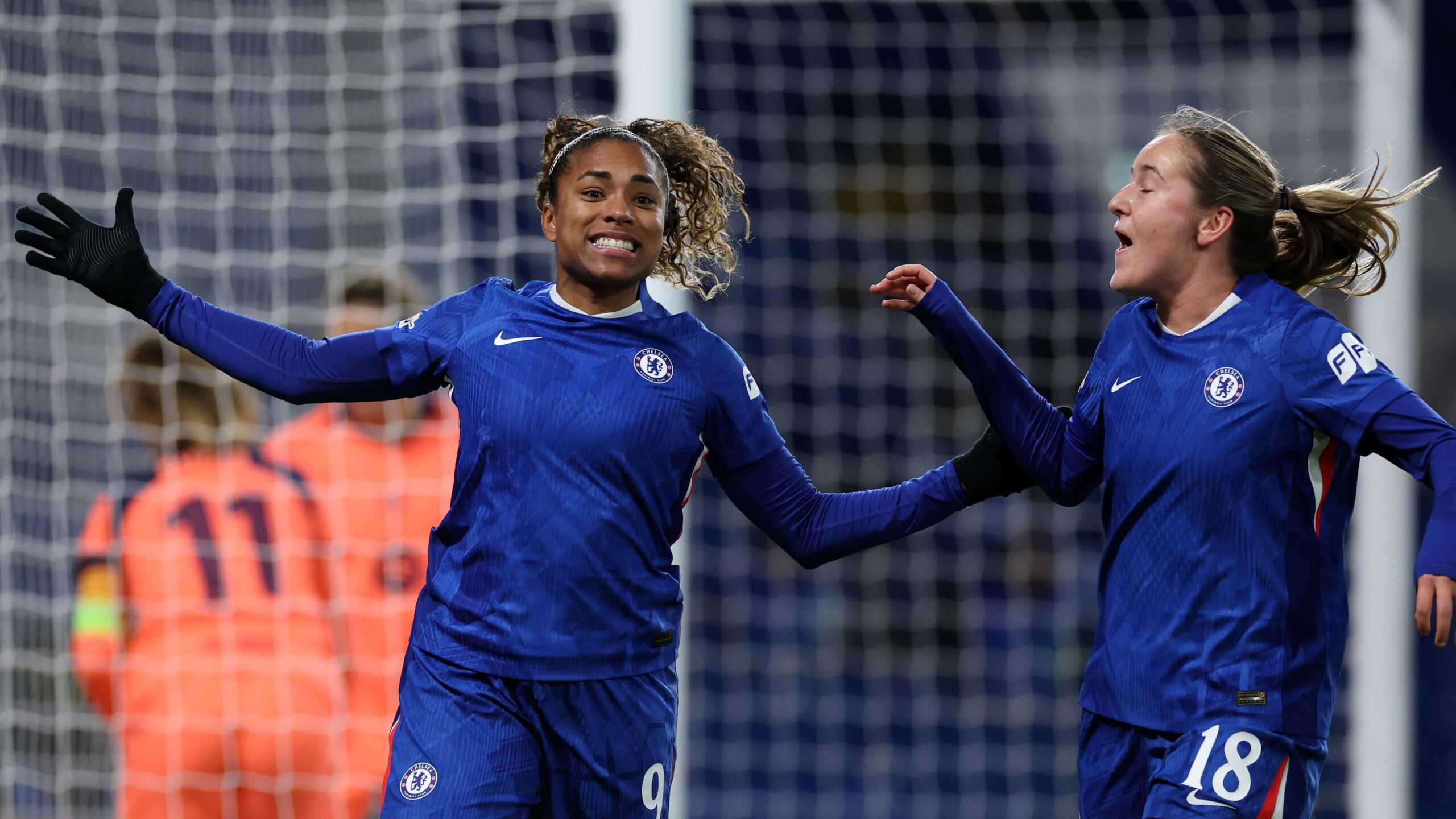 คาทารีนา มาเคียโร ใกล้ย้ายซบ ซาน ดิเอโก เวฟ ในลีก NWSL