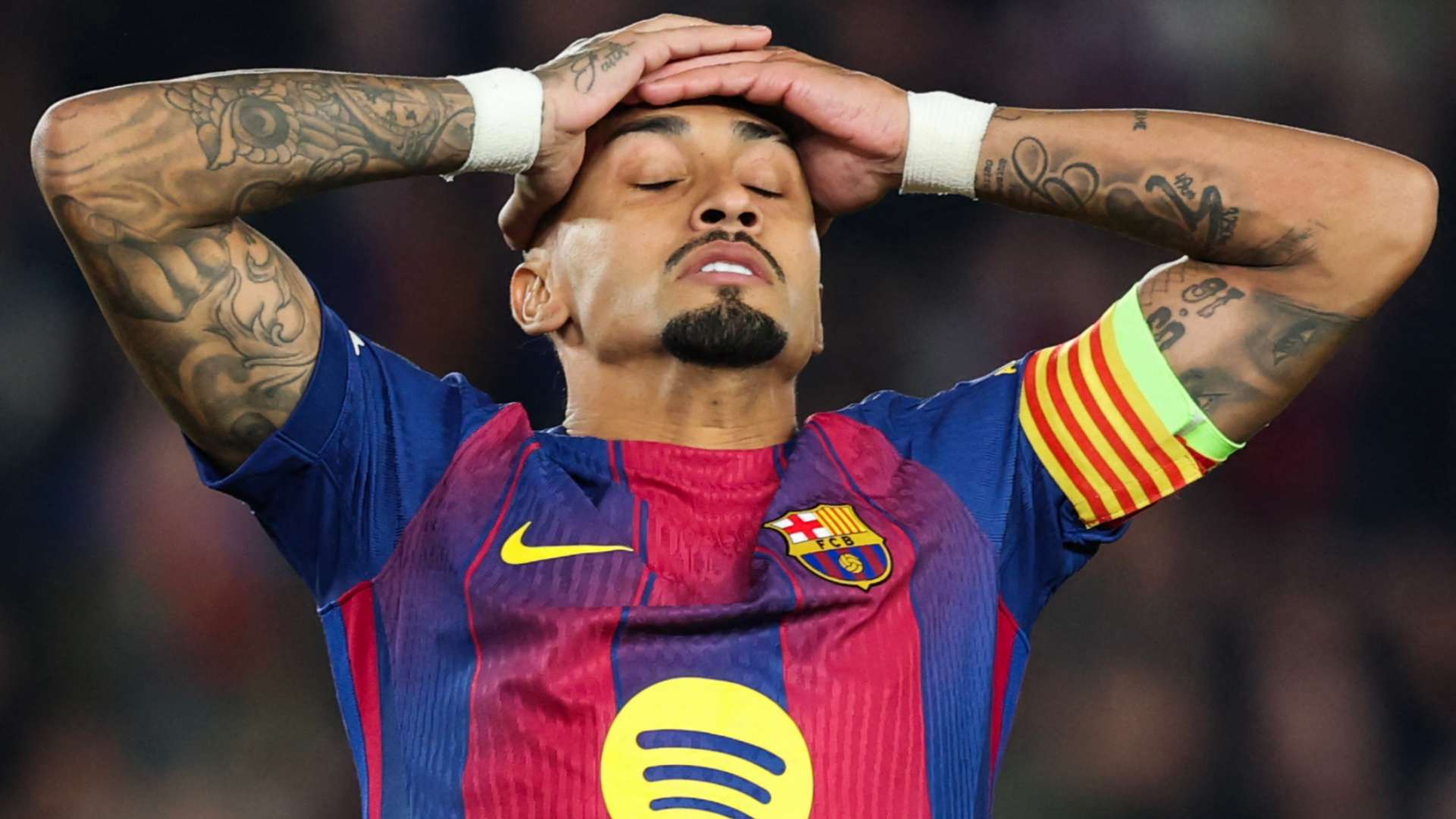 บาร์เซโลนาโวยผู้ตัดสินหลังพ่ายกรินยา 1-2: ราฟินญากล่าวถึงกฎที่แตกต่างและกระแสเรียกร้องต่อ RFEF