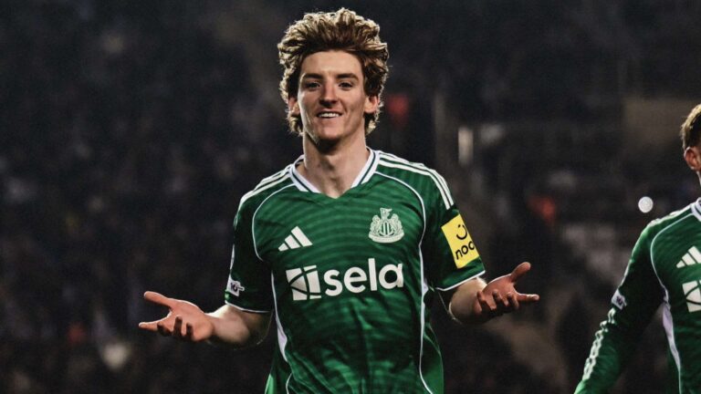 แอนโธนี กอร์ดอน ซัดสี่ประตูตั้งแต่ครึ่งแรก นิวคาสเซิล ยูไนเต็ด บดขยี้ คาราบัก เอฟเค 6-1 ลุ้นเข้ารอบ 16 ทีม ยูฟ่าแชมเปียนส์ ลีก