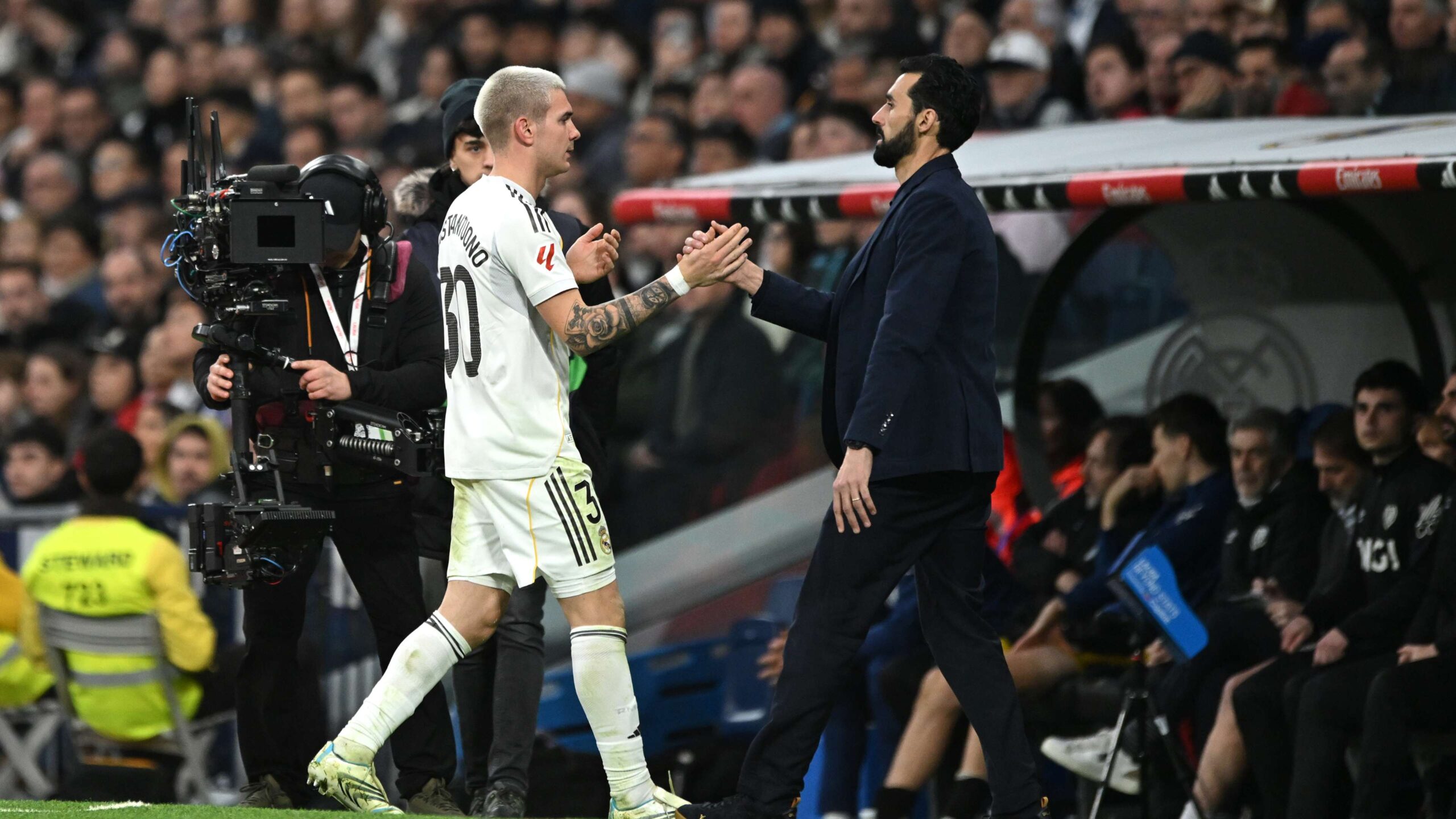 เรอัล มาดริดถูกกล่าวหาว่ากำลังทำร้ายอนาคดาวรุ่งค่าตัว 45 ล้านยูโร ขณะที่ฝันบอลโลกยังดับ