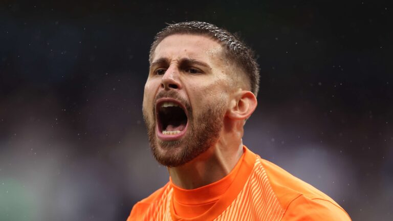 พรีเมียร์ลีกสั่งลบวิดีโอโซเชียลที่ล้อ Vicario ผู้รักษาประตูท็อตแน่ม หลังความพ่ายแพ้ต่อฟูแล่ม