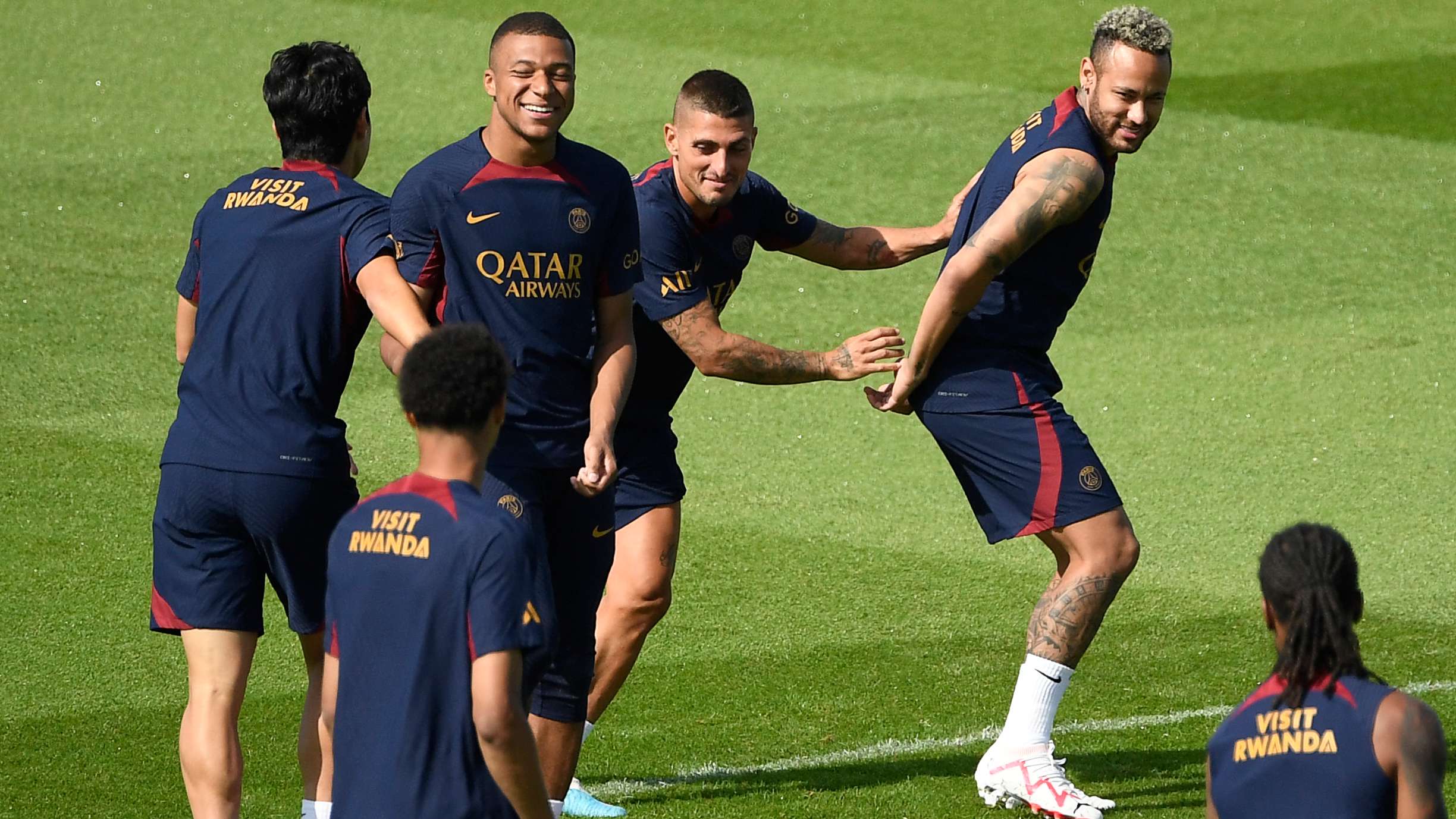 มาร์โก เวรัตติ เตรียมคัมแบ็กทีมชาติอิตาลี หลังการเจรจาเชิงบวก ก่อนเพลย์ออฟฟุตบอลโลกรอบคัดเลือก