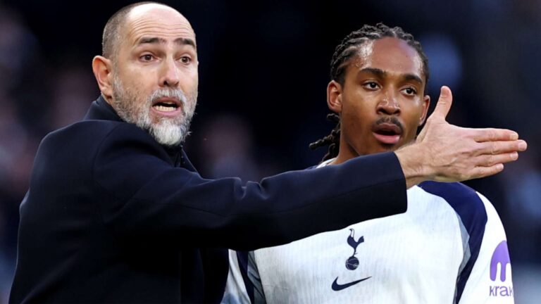 สเปอร์สถูกมองว่าคิดว่าตนเองเกินตกชั้น อดีตดาวยิงอาร์เซนอลชี้ปัญหาสมรรถนะของทีม