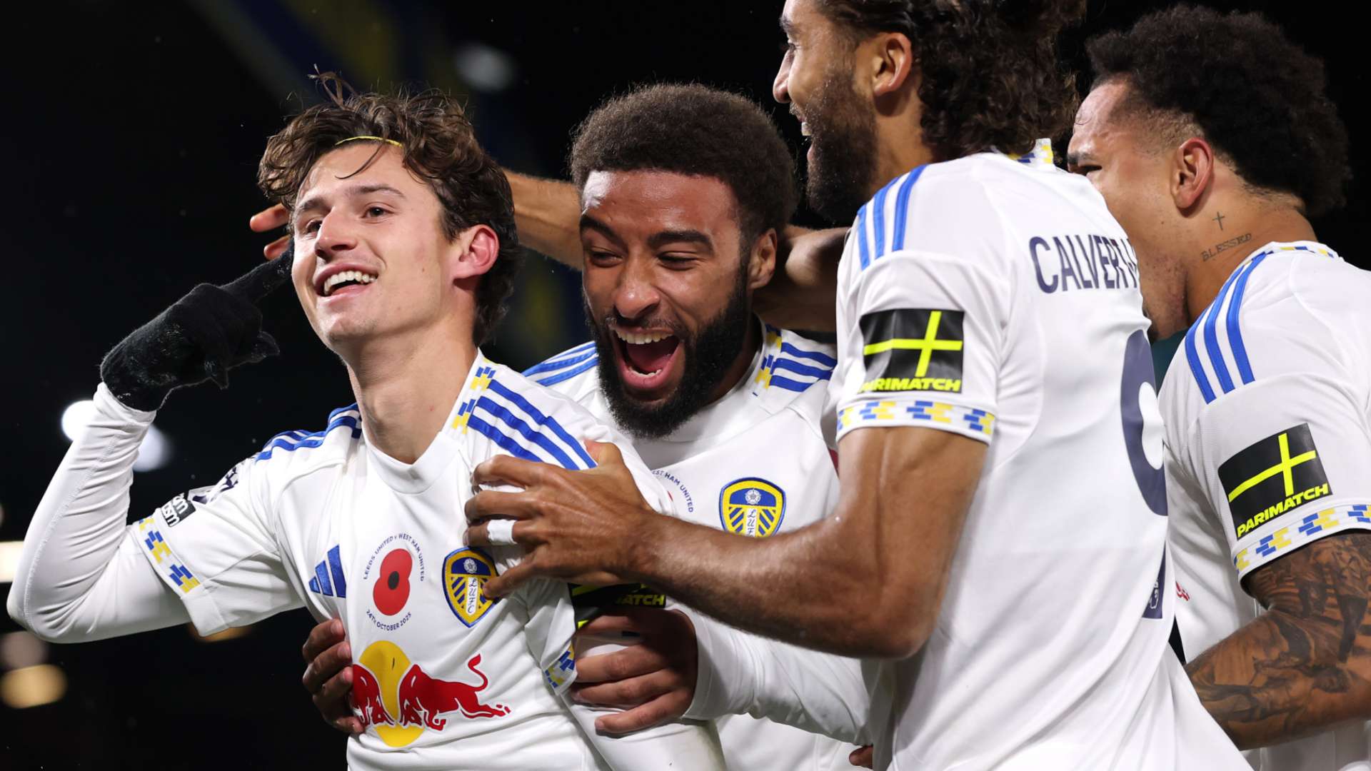 ตำนาน เลดส์ ยูไนเต็ด ชี้ บรรยากาศเอลลันด์ โรดมีค่ามากกว่าการเซ็นสัญญาใดๆ และอาจช่วยให้ เลดส์ ยูไนเต็ด อยู่รอดบนพรีเมียร์ลีก