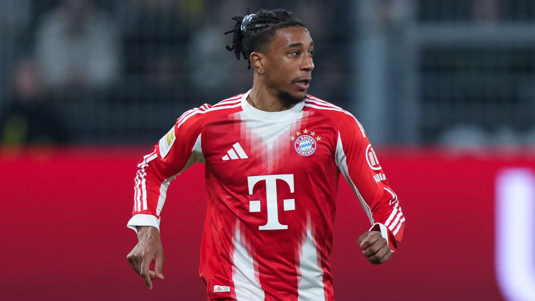 เบรนท์ฟอร์ดเปิดเผยดีลใกล้คว้าดาวรุ่ง แต่พลาดเพราะค่าตัวนายหน้า ไมเคิล โอลิเซ เอเบเรชี อีเซ่ โอมาร์ มาร์มูช และ มิคฮาโล มุดริค