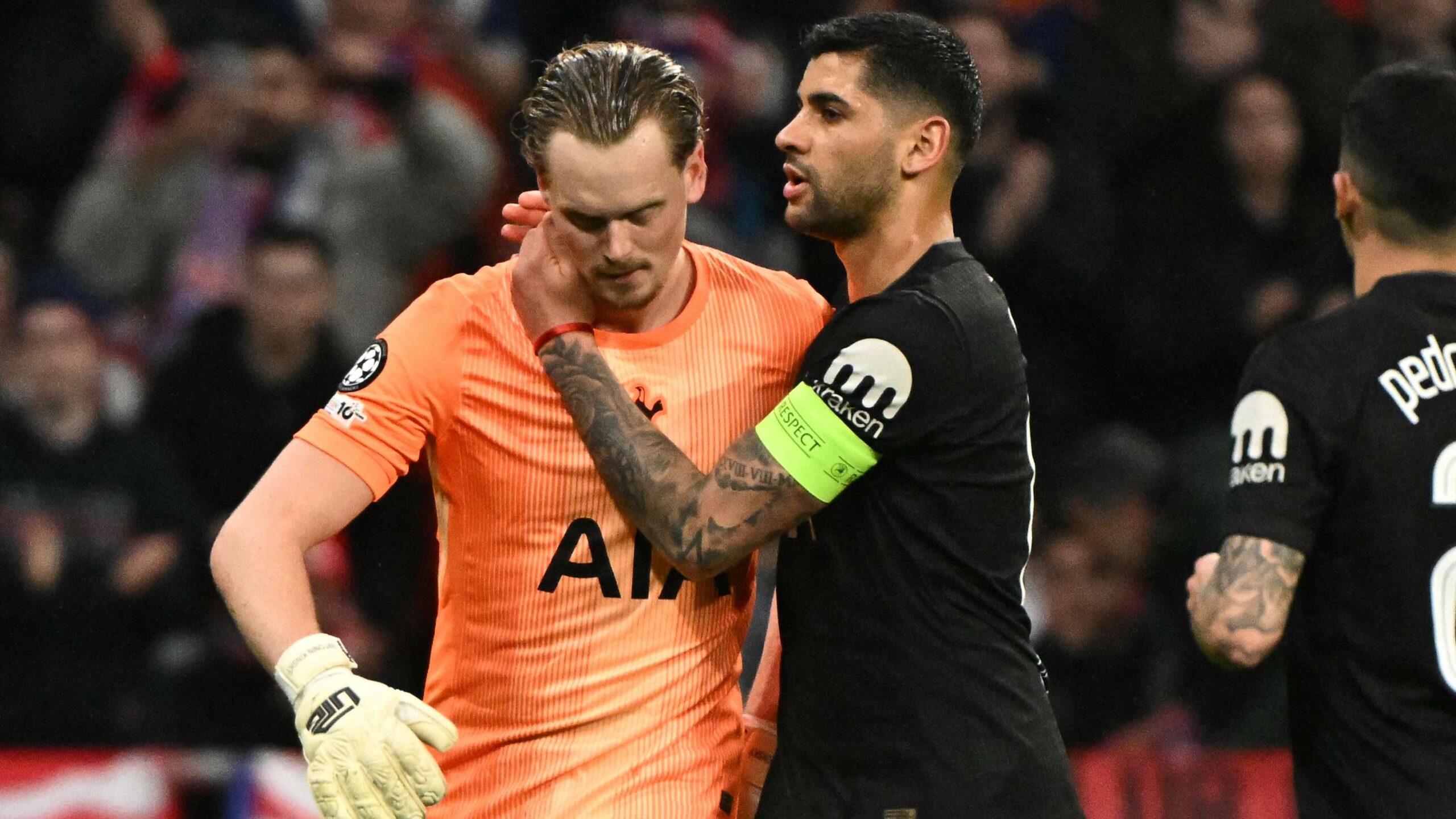 อันโตนิน คินสกี ฝันร้ายกรุงลอนดอน ท็อตแน่มแพ้แอตเลติโก มาดริด 5-2 ความขัดแย้งในการบริหารผู้รักษาประตู