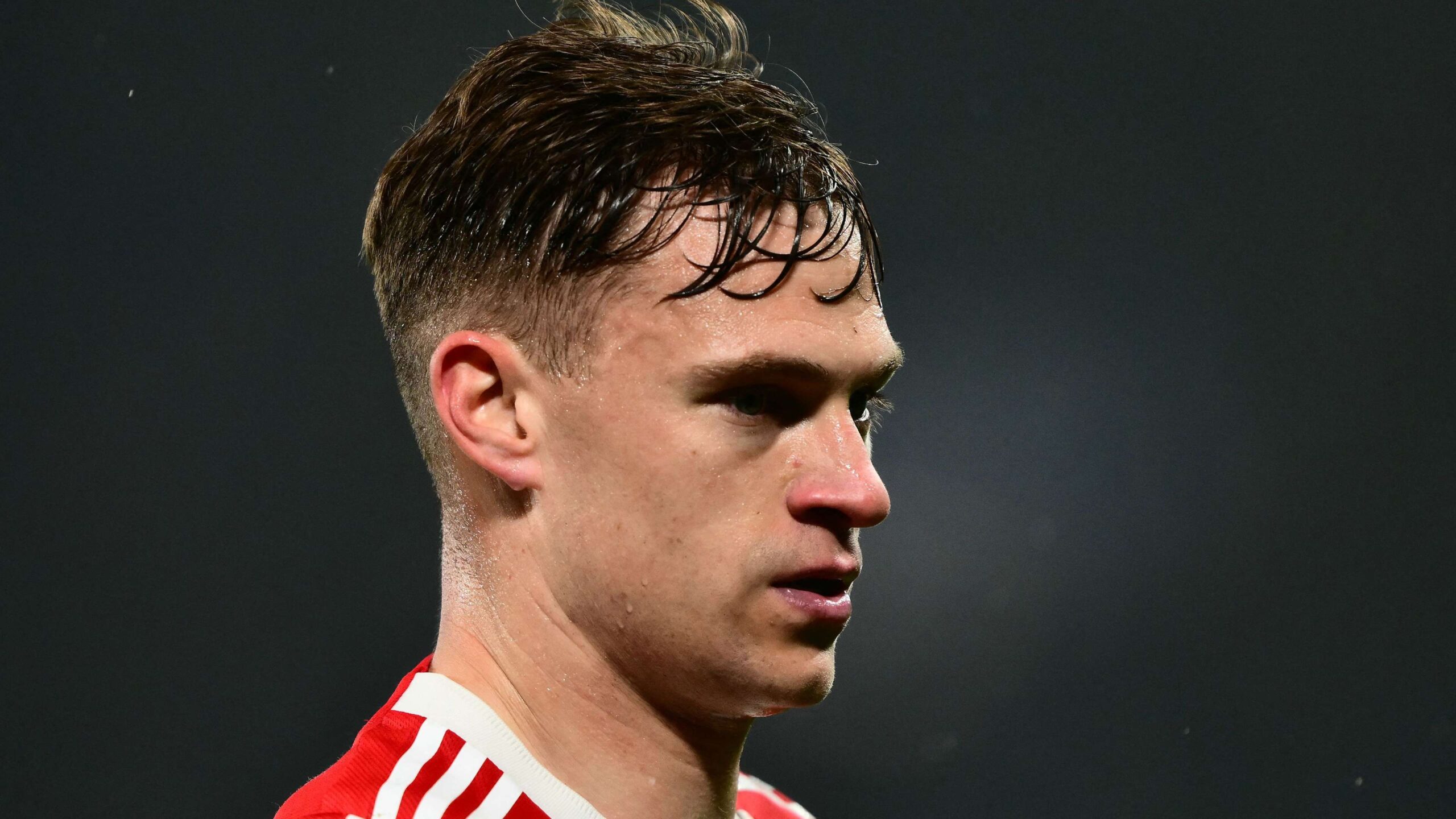 ความแปลกประหลาดของใบเหลืองบาเยิร์นชี้ให้เห็นว่ยูฟ่า ควรทบทวนกฎใบเหลืองในยูฟ่า แชมเปียนส์ลีก