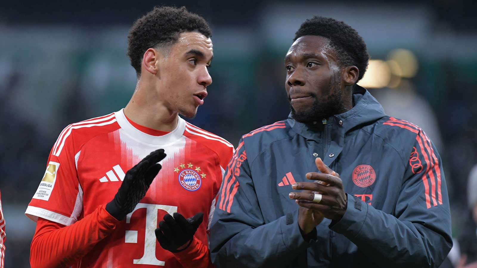 โชคดีของอัลฟอนโซ เดวิส! บาเยิร์น มิวนิก เปิดเผยอาการบาดเจ็บ มูเซียลา และ อูร์บิก