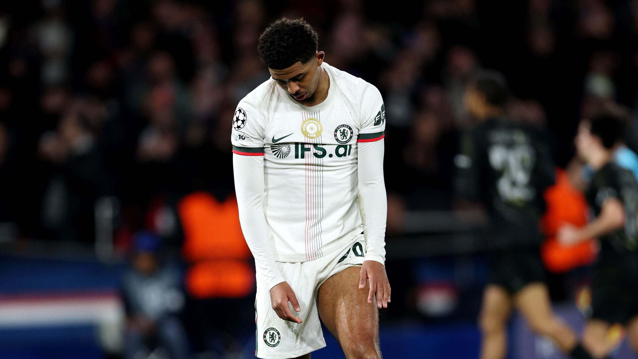 เชลซี ถูกลงโทษจากกลยุทธ์เสี่ยงต่อ ปารีส แซงต์-แชร์กแมง หลัง ฟอฟานา ยอมรับข้อผิดพลาดมากมายในความพ่ายแพ้