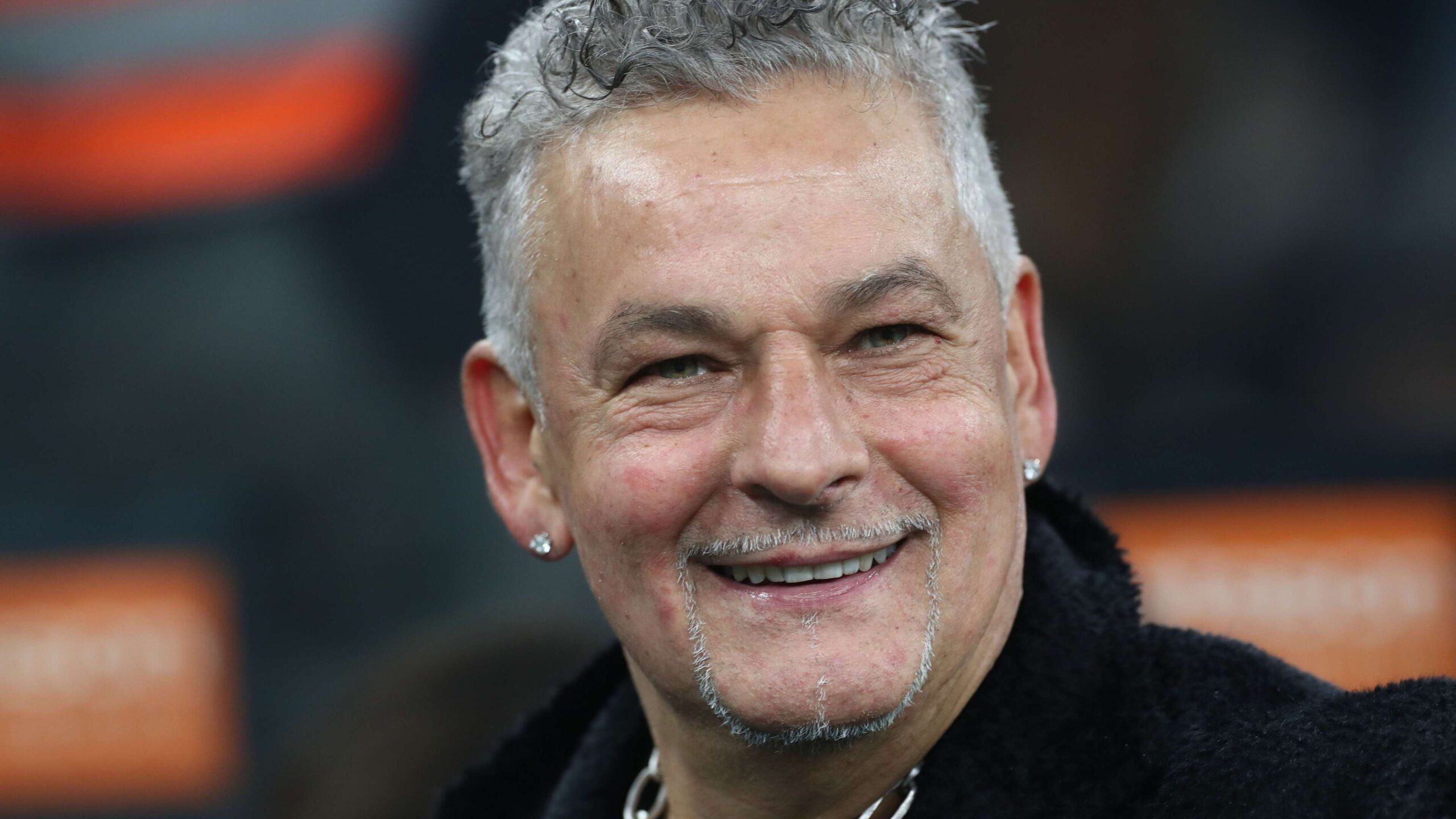 วิกฤตฟุตบอลอิตาลี อินเตอร์ทำให้เราเห็นความหวังเทียม นักเตะเยาวชนต้องการบุคคลอย่าง บัจโจ และ มัลดินี