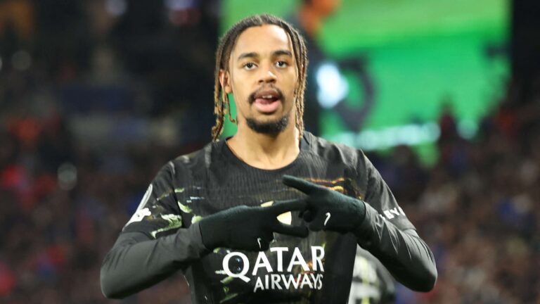 บาร์โคลา ยิงประตูยุโรปครั้งแรกนำ PSG บุกถล่ม เชลซี 5-2 ในยูฟ่าแชมเปียนส์ลีก รอบ 16 ทีม