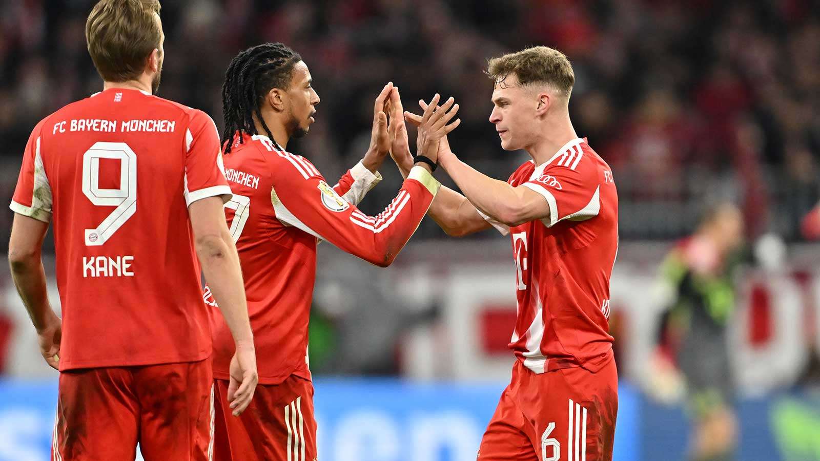 หายนะของบาเยิร์น มิวนิค? ยูฟ่าตัดสินคิมมิชและไมเคิล โอลิส