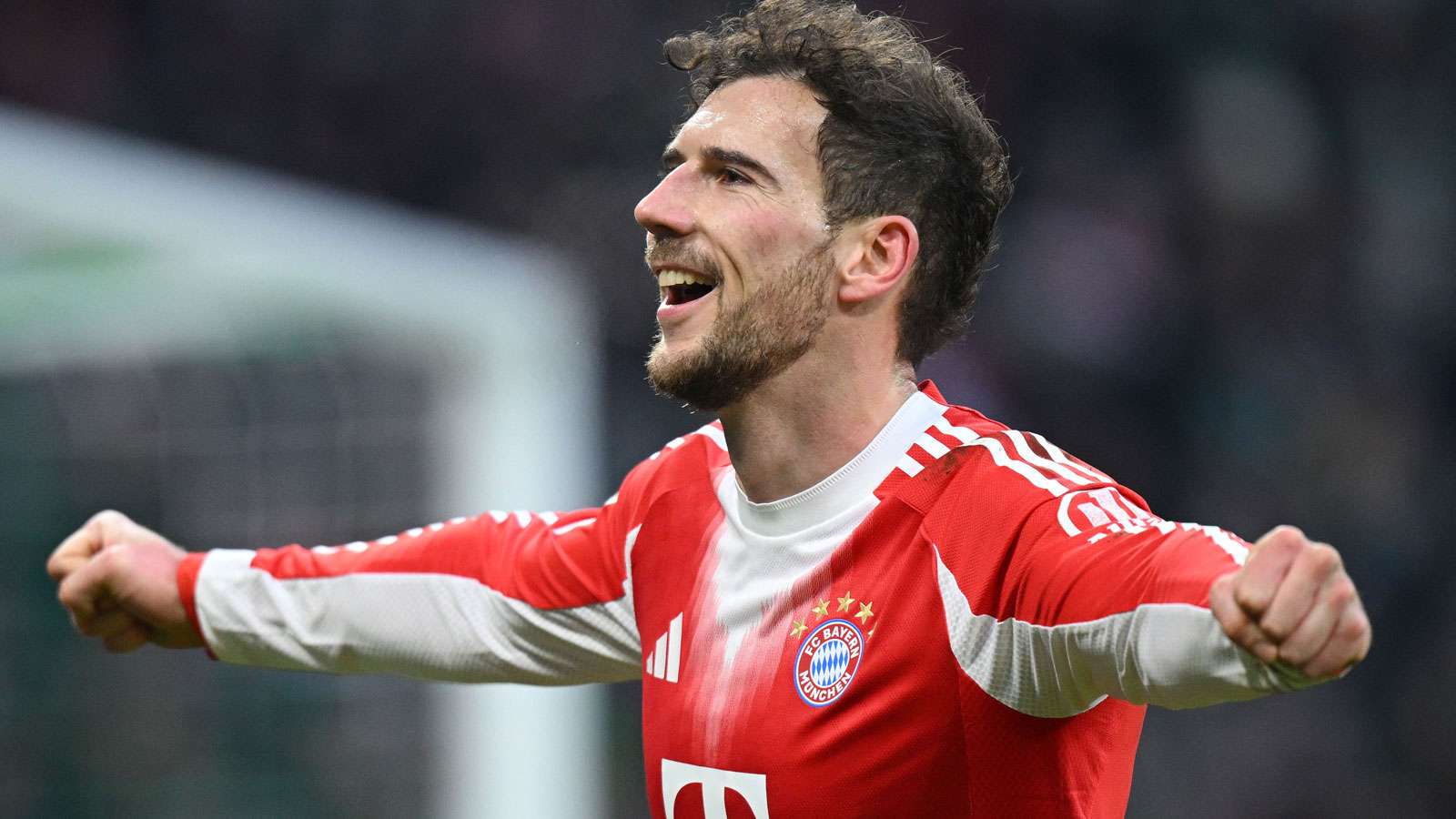 ตัวเลขค่าจ้างของ ลีออน กอเร็ตซ์ก้า ที่ บาเยิร์น มิวนิค และเงื่อนไขที่ เขาต้องการจากสโมสรที่สนใจ อาร์เซนอลนำหน้า เอซี มิลาน และ อินเตอร์ มิลาน รอชมสถานการณ์