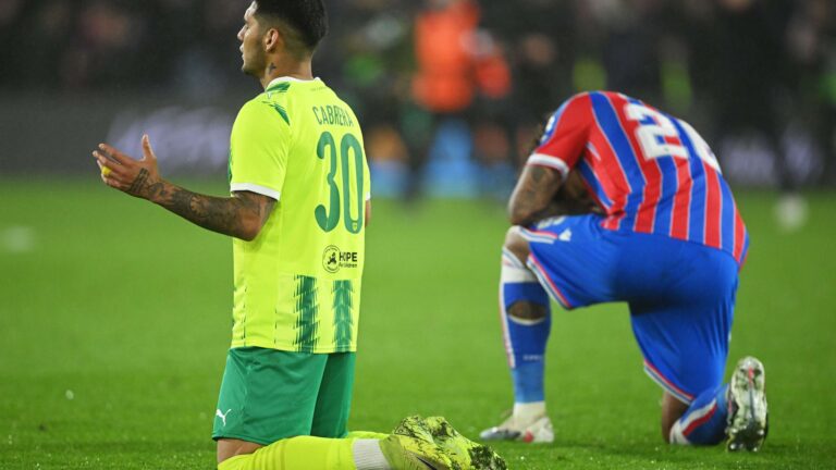 คอนเฟอเรนซ์ ลีก รอบ 16 ทีม: ราโย วัลเลกาโน และ สตราสบูร์ก ทำผลงานดี คริสตัล พาเลซ ผิดหวัง