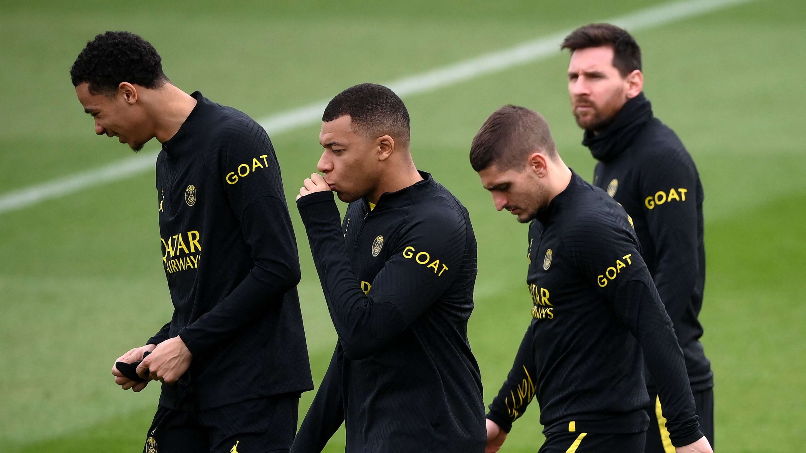 ฮูโก เอ็กติเก เปิดใจถึงการเล่นร่วมกับ เมสซี่ เนย์มาร์ และเอ็มบัปเป้ ที่ปารีส แซงต์ แชร์กแมง พร้อมชี้เพื่อนร่วมทีมที่ชอบที่สุดที่ ลิเวอร์พูล