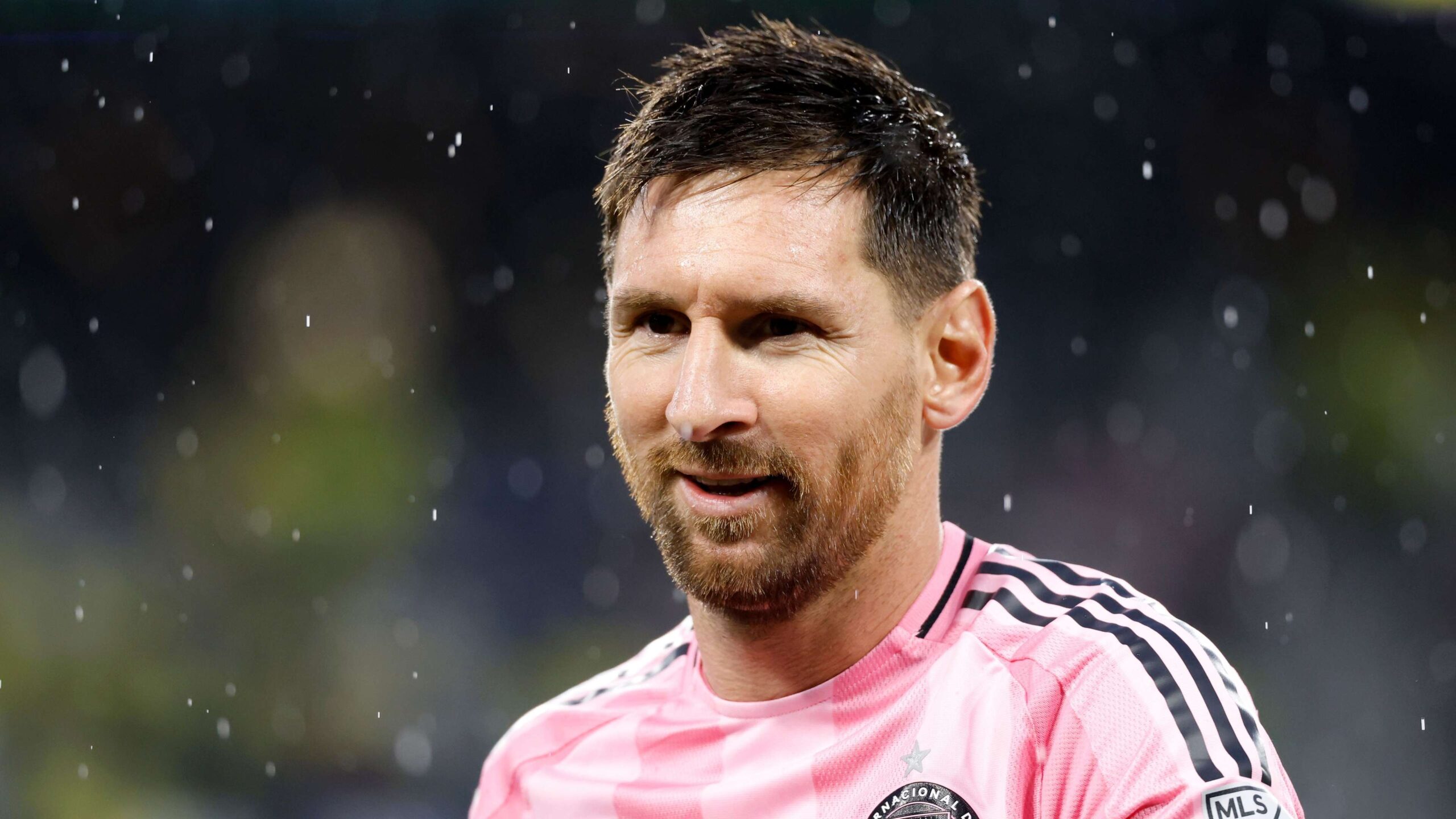 ลาปอร์ตาโต้กลับ ฟอนต์ ปมเมสซีถูกนำมาใช้หาเสียงในการเลือกตั้งประธานบาร์เซโลนา