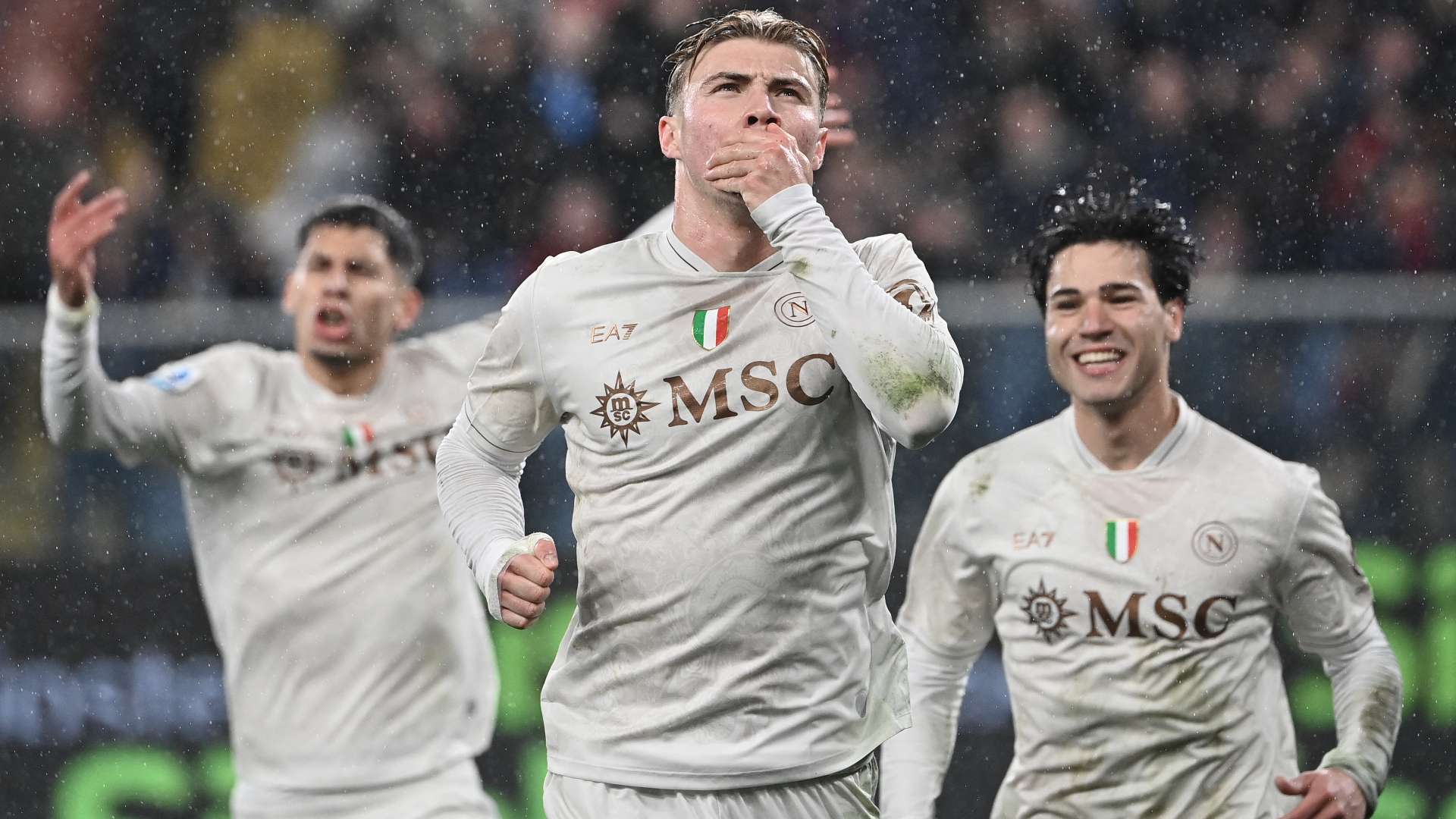 ตัวเลขเบื้องหลังดีล ฮอยลันด์ กับนาโปลี: ยืม 6 ล้านยูโร ซื้อขาด 44 ล้านยูโรเมื่อคว้าตั๋วยูฟ่าแชมเปียนส์ลีก