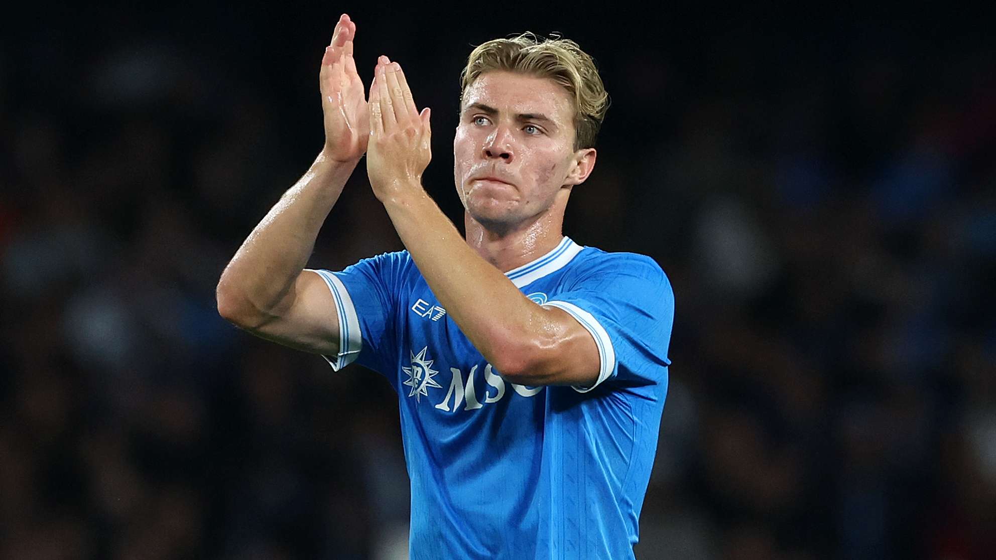 นาโปลียืนยันแผนซื้อตัวราสมุส ฮอยลันด์แบบถาวรหลังยืมจากแมนเชสเตอร์ ยูไนเต็ด