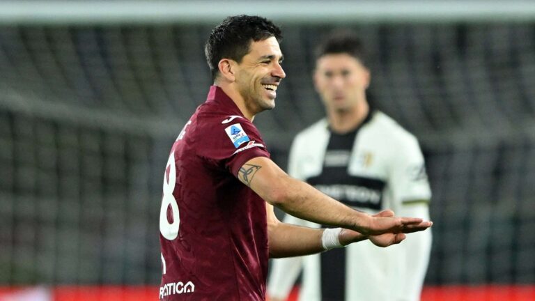 โตริโน่ พบ ปาร์ม่า: คะแนนผู้เล่นตำแหน่งมิดฟิลด์กลางของ CM ซิเมโอเน่ กับ วลาซิช – เปเลกริโน่ ปิดดีล