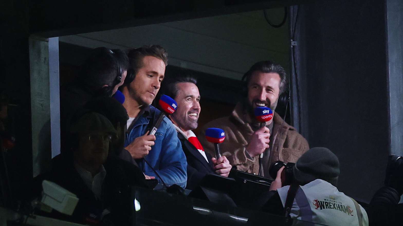 ยังขนลุกทุกครั้งเมื่อคิดถึงการเป็นเจ้าของเวร็กซ์แฮม ไรอัน เรย์โนลด์ส กับ โรบ แม็คเอลเฮนนีย์ เผยสิ่งที่ชอบที่สุด