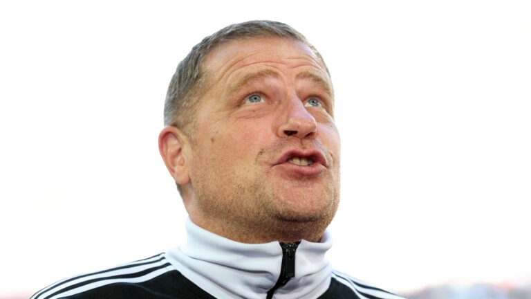 ทรงเกียรติยิ่ง! แม็กซ์ เอเบร์ล ผอ.กีฬาบาเยิร์น ซูฮกการทำหน้าที่ผู้ตัดสินหลังเกมกับเลเวอร์คูเซน