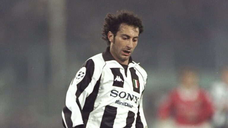 ยูเวนตุส พบ อินเตอร์ มาซซิโโม อูเลียโน ชี้เหตุการณ์ บาสตอนี-คาลูลู กลบเหตุการณ์กับ โรนัลโด้ ในปี 1998