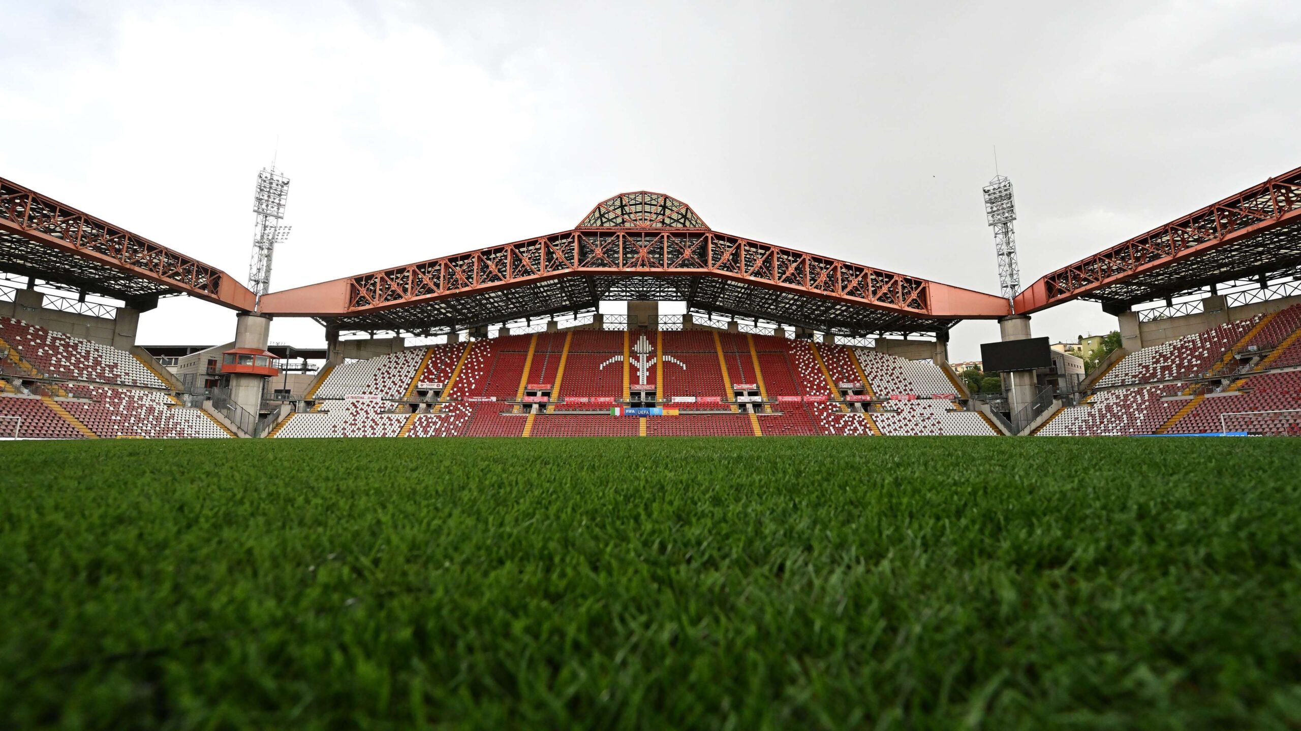 การตกชั้นที่รอคอยมานาน: ทรีเอสตีอินากลับสู่ลีกสมัครเล่นหลังถูกหักคะแนน 23 แต้ม