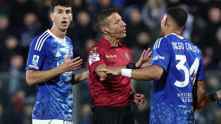 มาเรลลี่ชี้เหตุไล่เวสลีย์ในเกม Como พบ โรมา: VAR สามารถแทรกแซงกรณีระบุตัวผิด