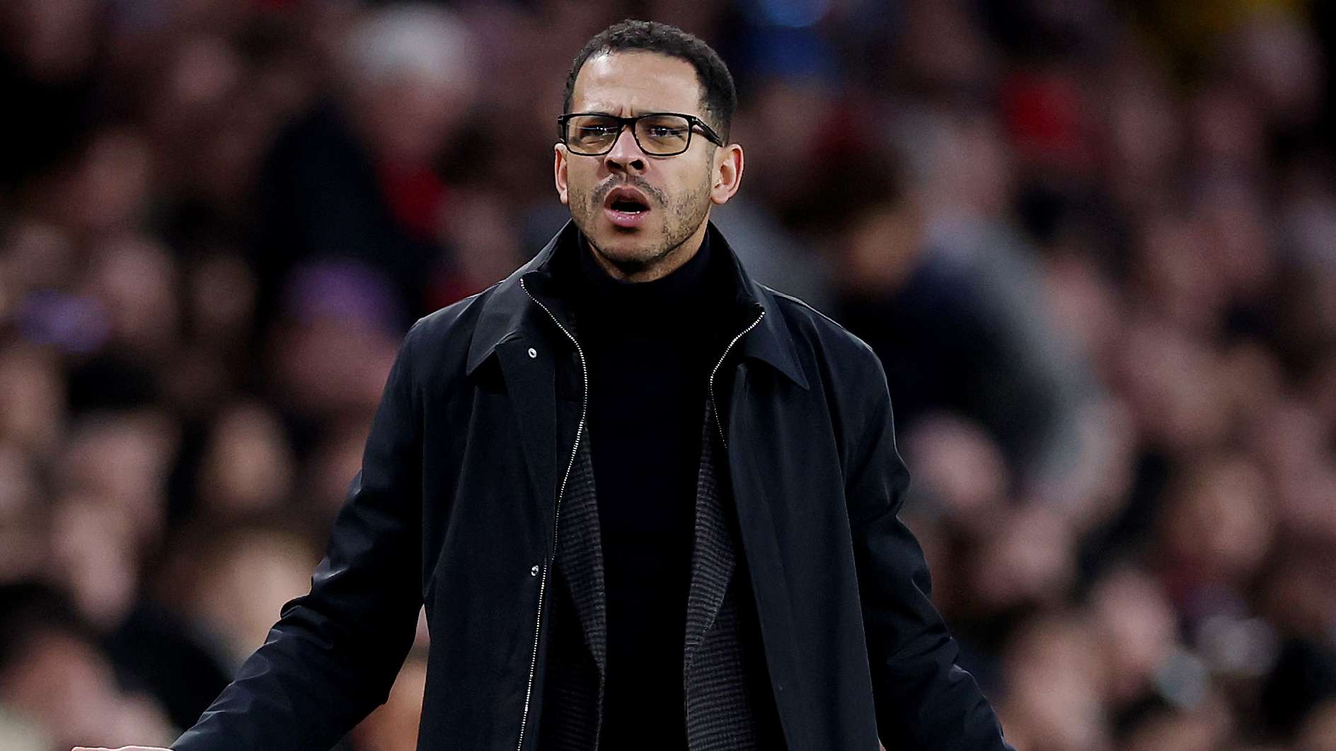 ลิอาม โรเซนีออร์ อาจถูกปลดจากเชลซีในเร็วๆ นี้? คณะบริหารมีความกังวลอย่างจริงจังถึงอนาคตกุนซือ