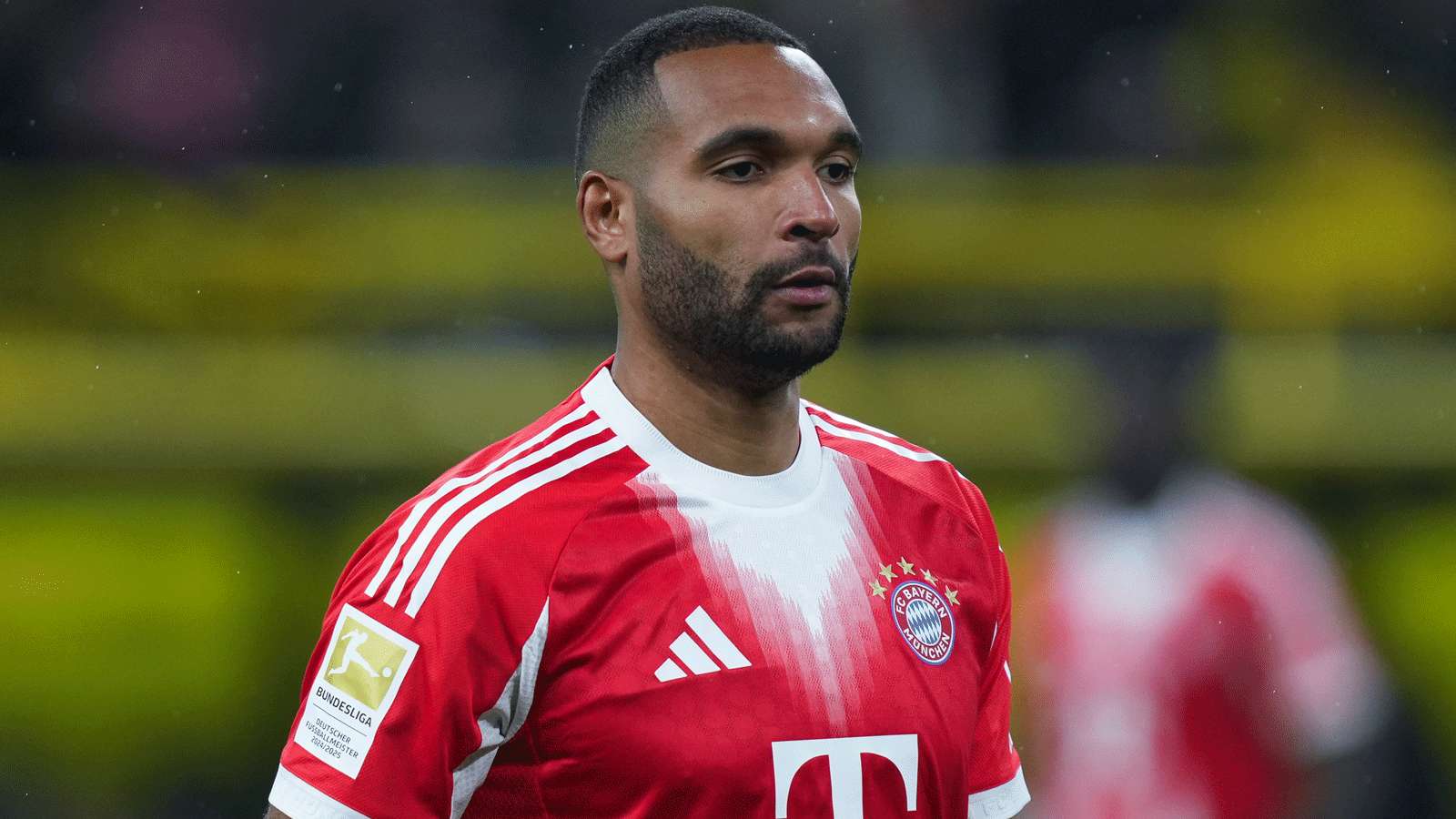 ฉากประหลาดในแมตช์เยือนบาเยิร์น มิวนิค โจนาธาน ทาห์ เกิดเหตุการณ์แปลกระหว่างพบกับไบเออร์ เลเวอร์คูเซ่น