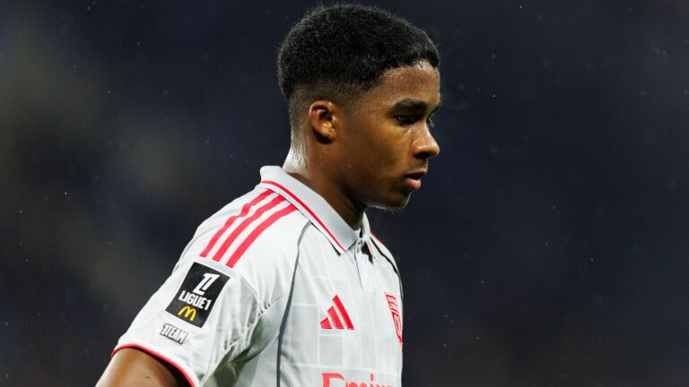 เป็นหายนะ! เอนดริคถูกโจมตีด้วยวาจารุนแรงอีกครั้งจากอดีตนายใหญ่ทีมชาติฝรั่งเศส หลังลียงเสมอเลอ ฮาวร์ที่เหลือผู้เล่นสิบคน