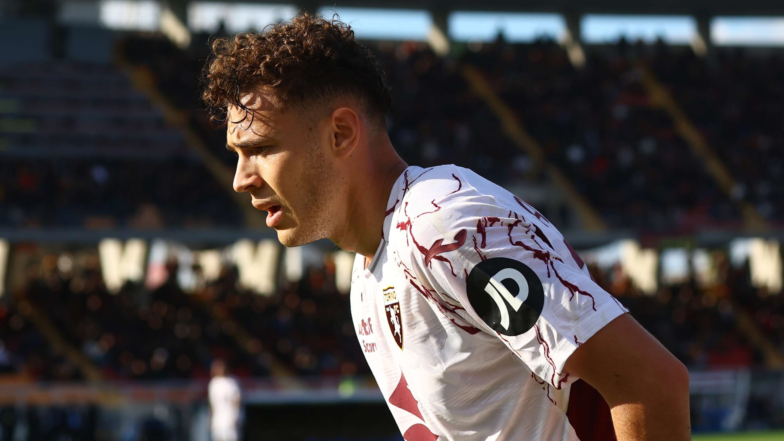 ท็อตแน่ม ฮอตสเปอร์ส กับ เชลซี พร้อมชนกันแย่งตัว ฟิสนิค อัสลลานี หลังฟอร์มฮอตในบุนเดสลีกา