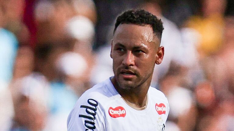 เนย์มาร์ เศร้าแต่ยังหนุนเซเลเซา หลังบราซิลไม่เรียกติดทีมชาติ อันเชล็อตติย้ำต้องฟิตเต็มร้อย ก่อนฟุตบอลโลก 2026