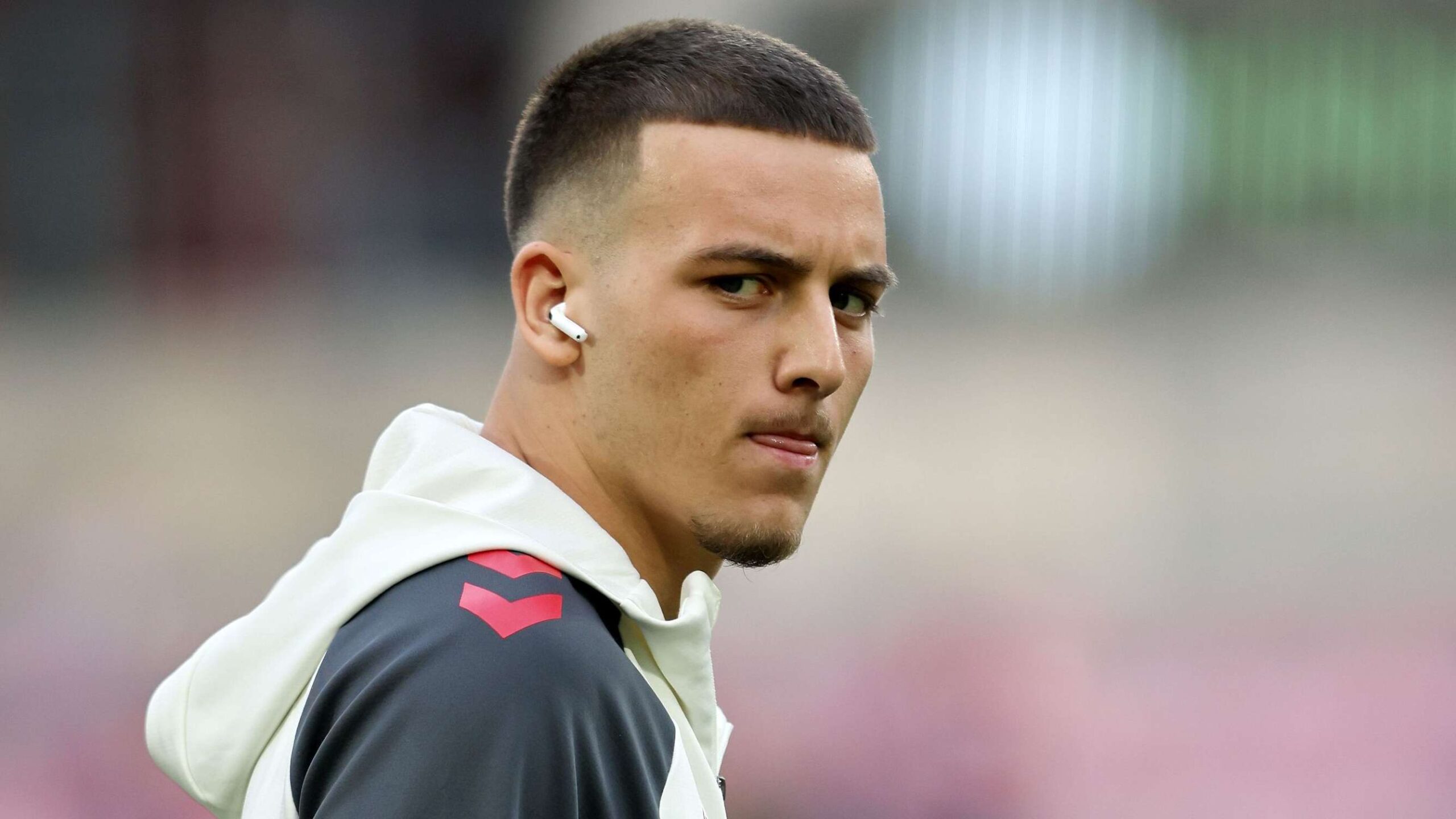 ข่าวลือย้ายทีมของ ศาอิด เอล มาลา กดดัน โคโลญ ผู้จัดการ ลุคัส กวาสนิโอค เสียดายสถานการณ์