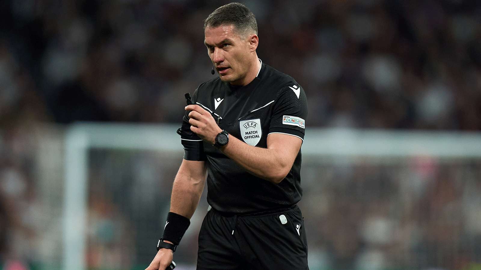 โรมา พบ โบโลญญา: ผู้ตัดสิน โควัคส์ แจกจุดโทษสองครั้ง และ VAR ยืนยัน