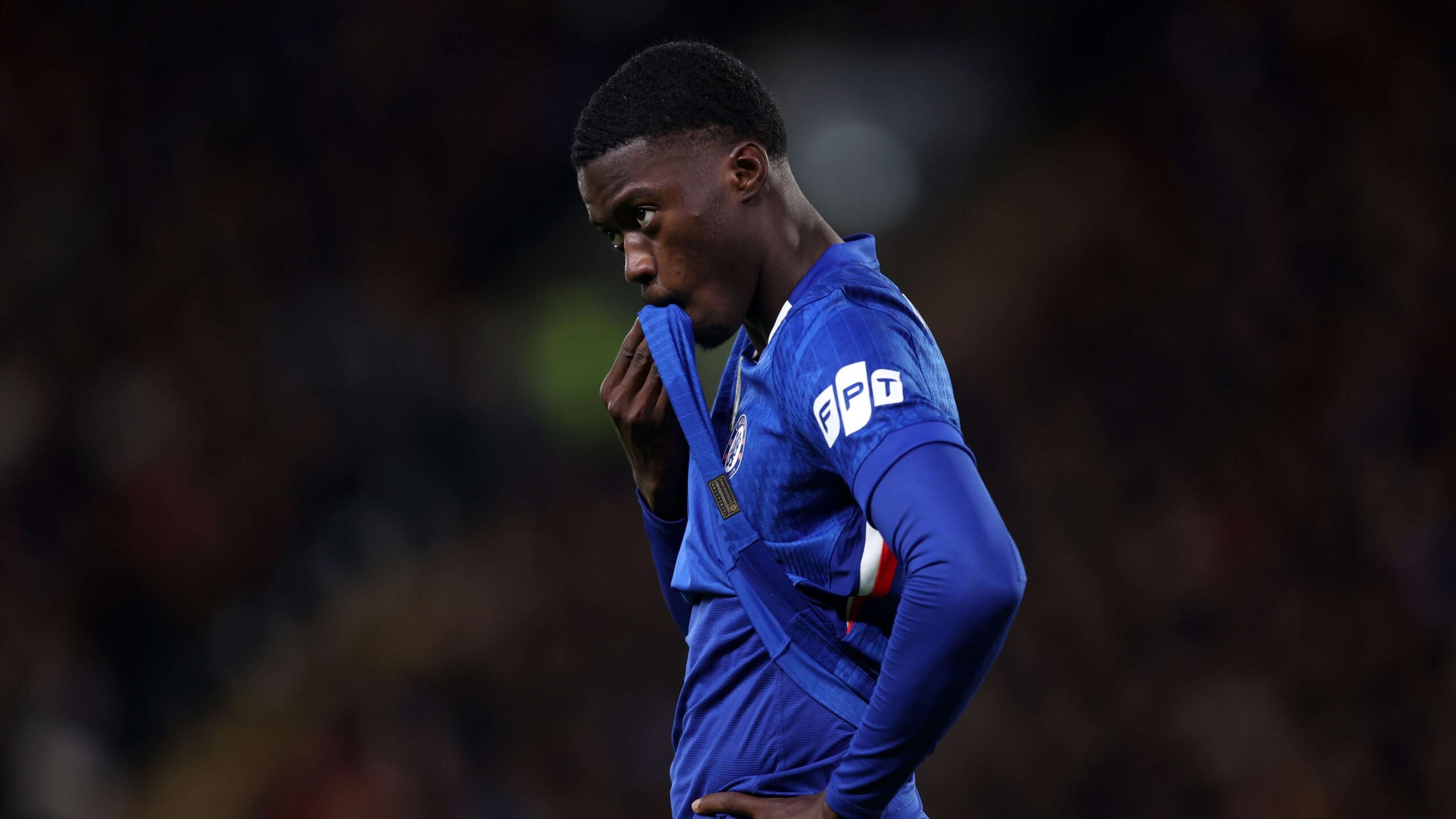 ลียม โรเซนีออร์ สนับสนุน มามาดู ซาร์ หลังข้อผิดพลาดในเกมกับ ปารีส แซงต์ แชร์กแมง เชลซีเชื่อประสบการณ์จะพัฒนาศักยภาพ