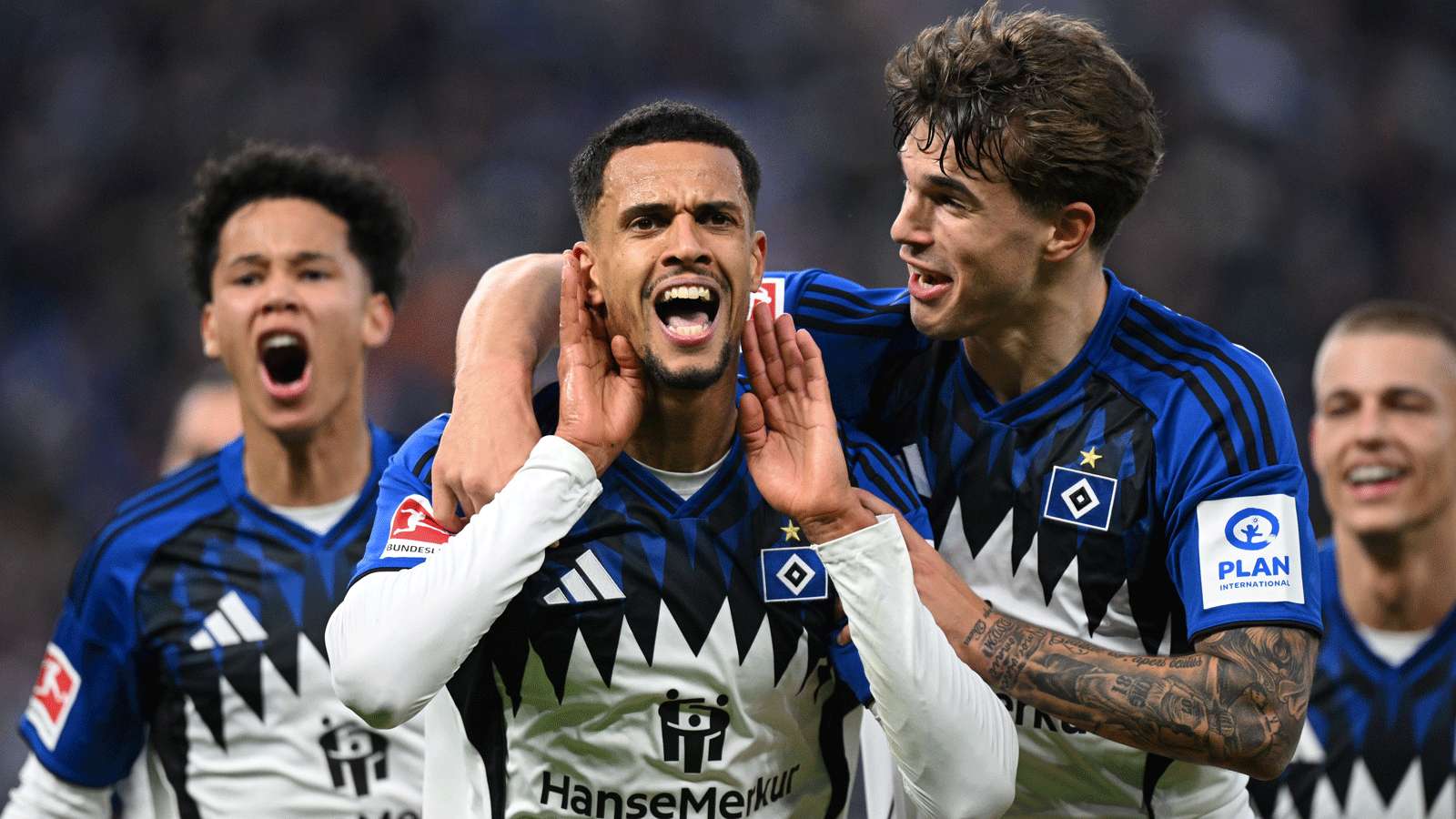 หลังถูกวิพากษ์วิจารณ์ต่อสาธารณะ ฮัมบูร์ก เอสวี ปลดกองหน้าออกจากทีมก่อนเกมพบ โบรุสเซีย ดอร์ตมุนด์