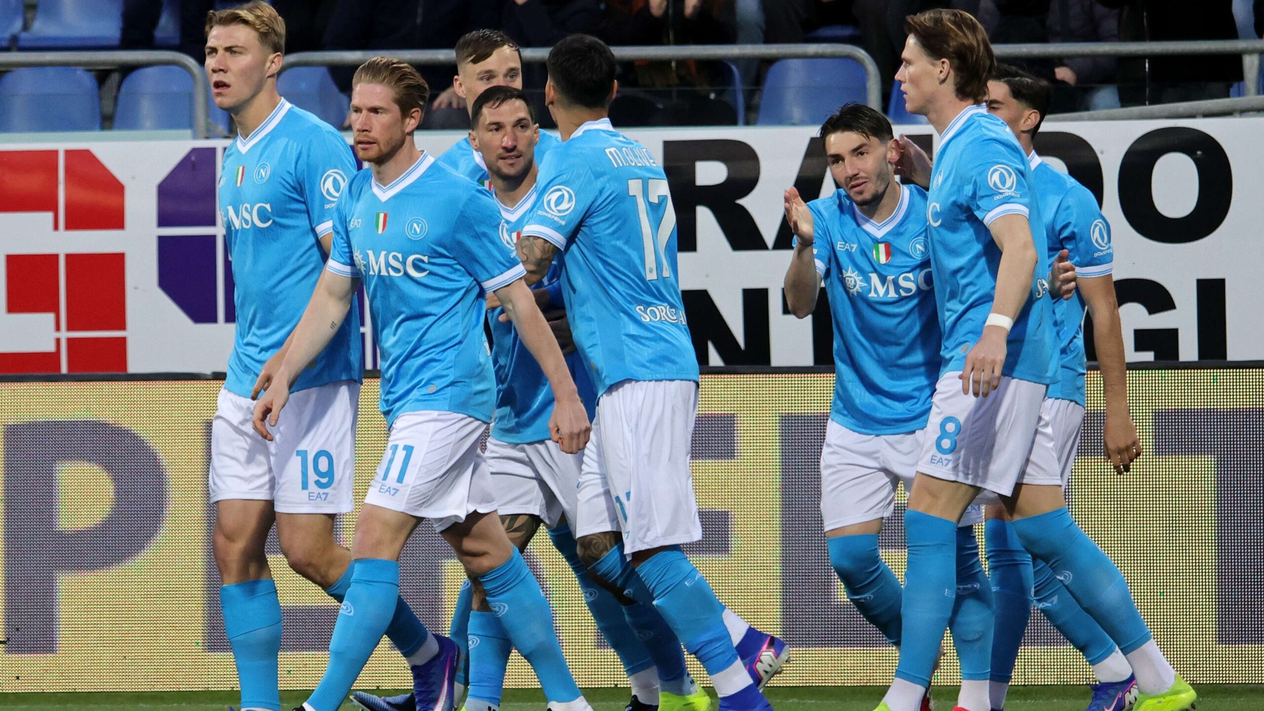 แม็คทอมินีย์ ผู้ทำประตูชัย นาโปลี เฉือน คาลจารี: คะแนนผู้เล่น CM เผยฟอร์มเด่น