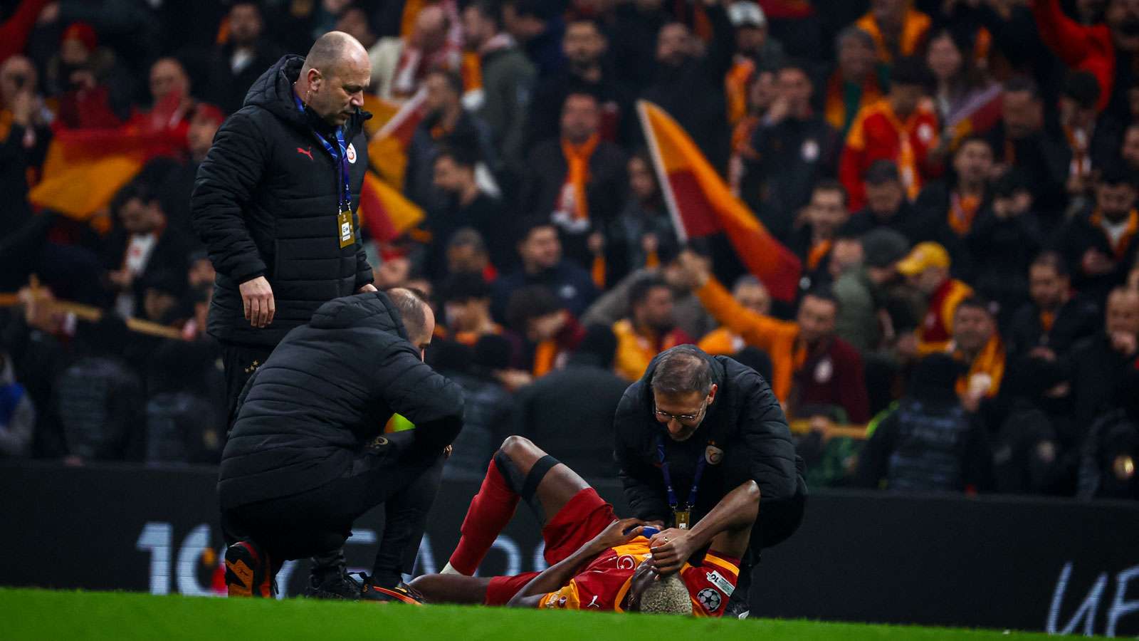 โอซิมเฮน ต้องเข้ารับการผ่าตัด หลังการถล่มของลิเวอร์พูลในยูฟ่าแชมเปียนส์ลีก กระทบกาลาตาซาราย